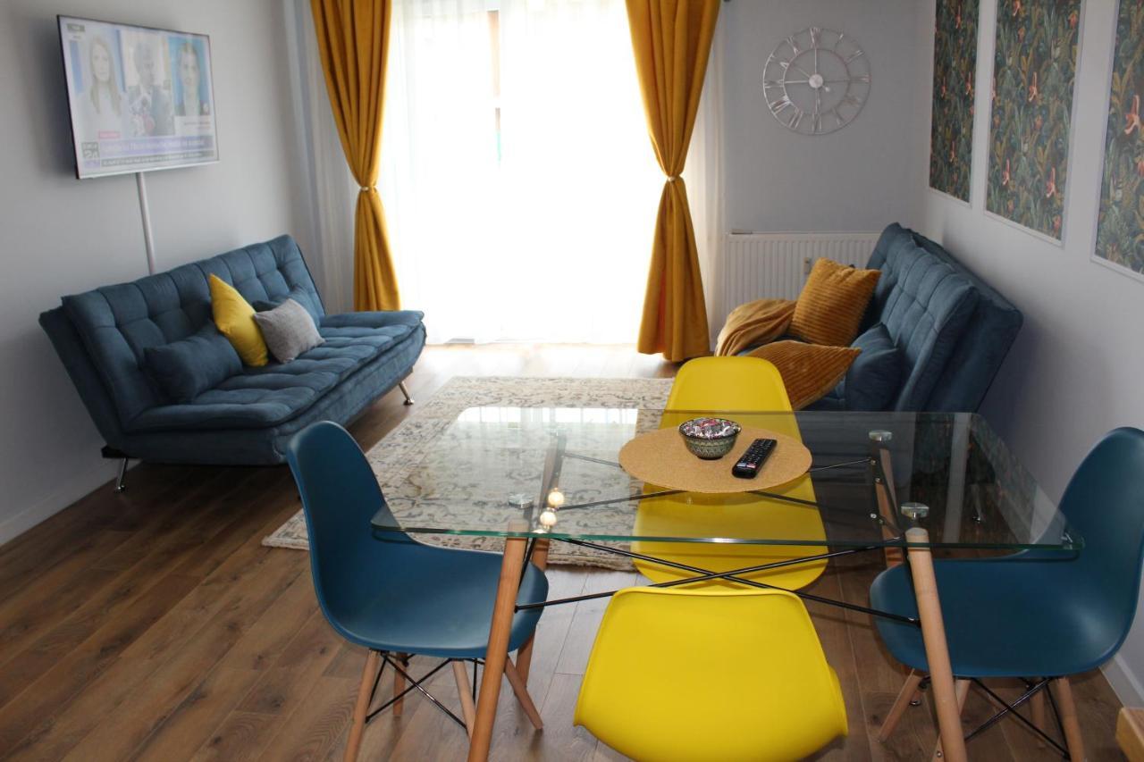 Randevu Apartment Oradea Buitenkant foto