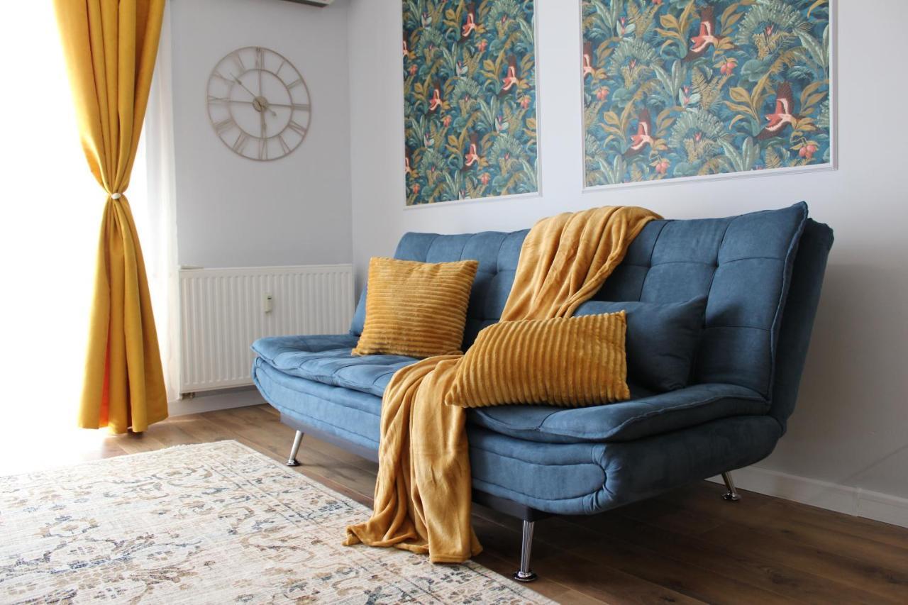 Randevu Apartment Oradea Buitenkant foto