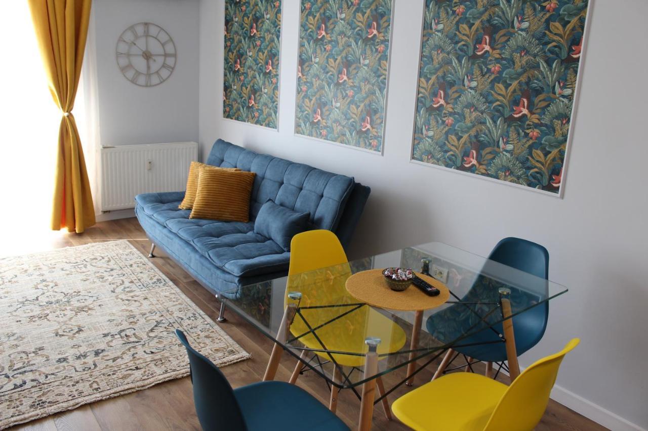 Randevu Apartment Oradea Buitenkant foto