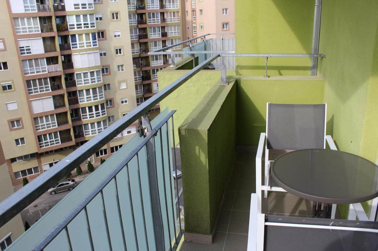 Randevu Apartment Oradea Buitenkant foto